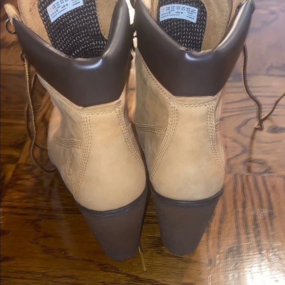 Timberland limited edition Women's Camel Wedge Ankle Boots Like New NO Box - Picture 9 of 14